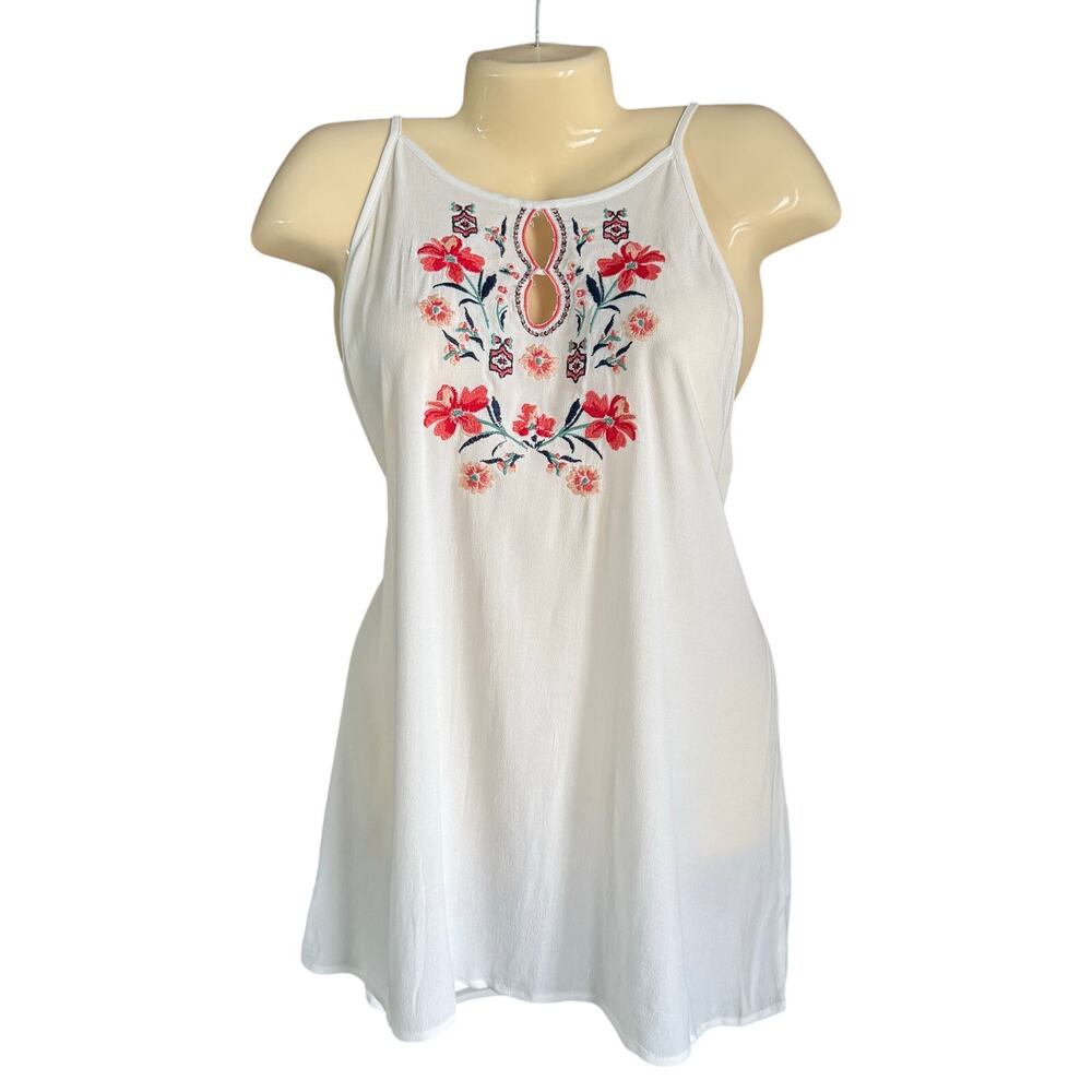 Maurice’s White Floral Embroidered Tank Top Strappy Back Boho Women’s XL